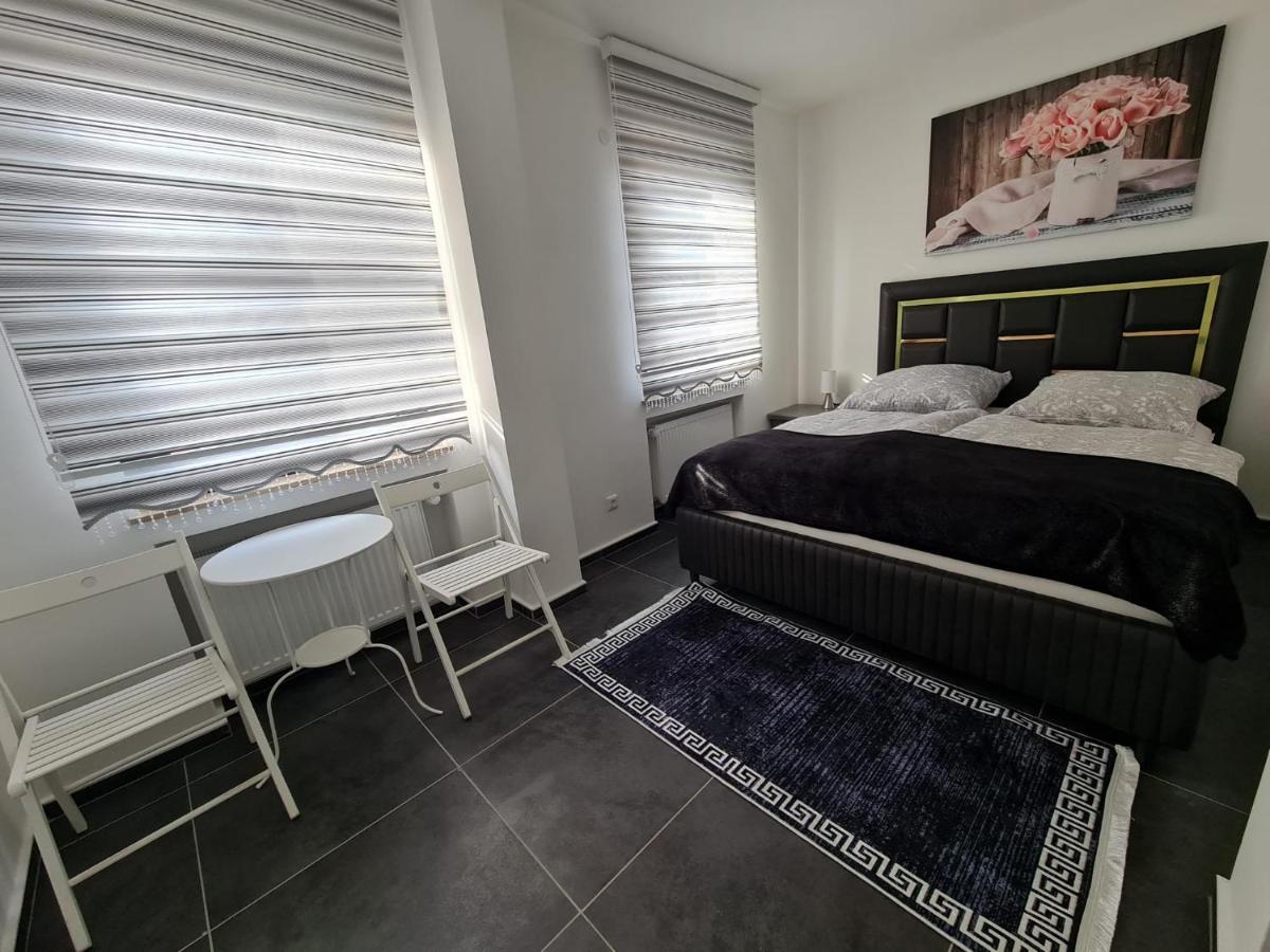 Roggendorf Zimmervermietung Keulen Buitenkant foto