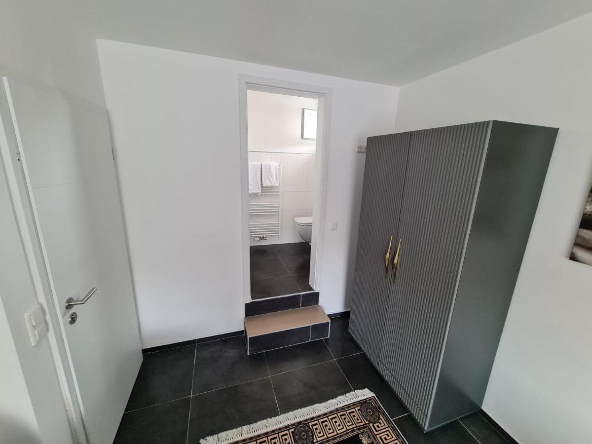 Roggendorf Zimmervermietung Keulen Buitenkant foto