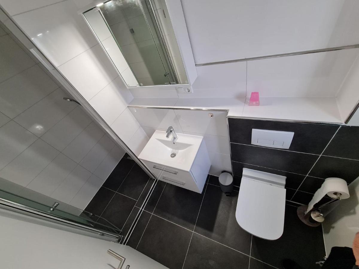 Roggendorf Zimmervermietung Keulen Buitenkant foto