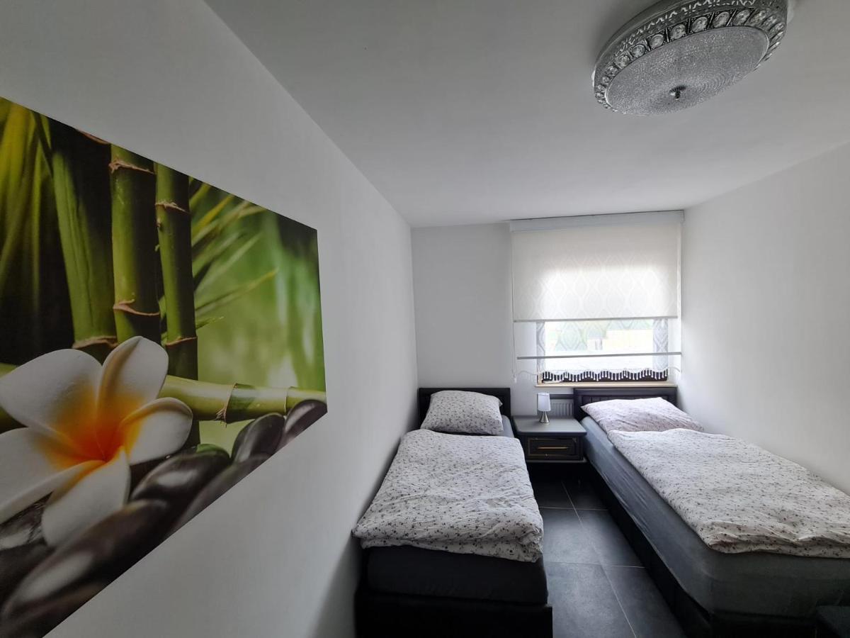 Roggendorf Zimmervermietung Keulen Buitenkant foto