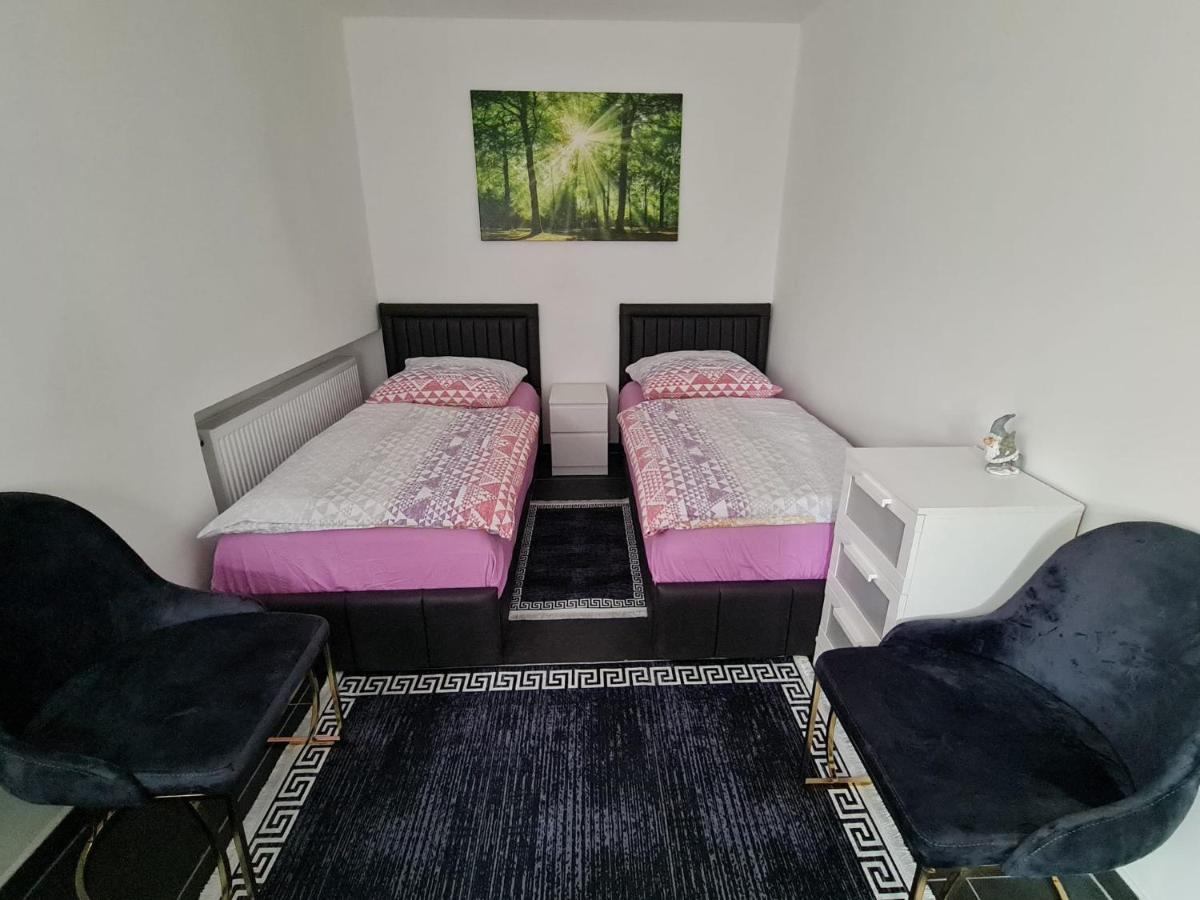 Roggendorf Zimmervermietung Keulen Buitenkant foto