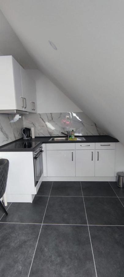 Roggendorf Zimmervermietung Keulen Buitenkant foto